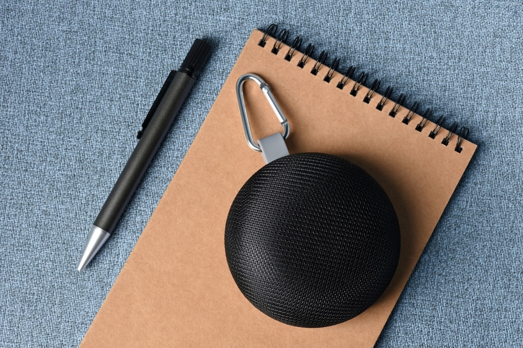 Портативная колонка 2E BS-01 Compact Wireless Black