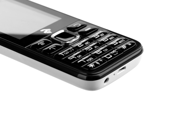 Мобильный телефон 2E E240 DualSim Black/White