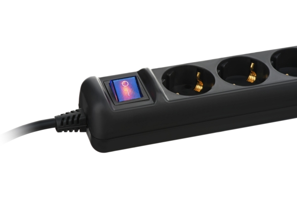 Surge Protector 2E with 5 sockets and a switch 3G1.0, 3m, black