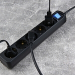 Surge Protector 2E with 5 sockets and a switch 3G1.0, 3m, black