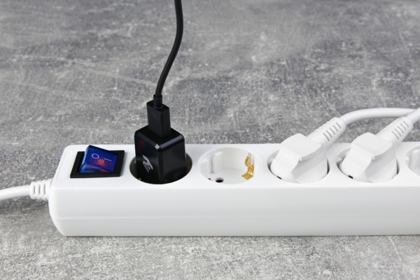 Surge Protector 2E with 5 sockets and a switch 3G1.0, 5m, white
