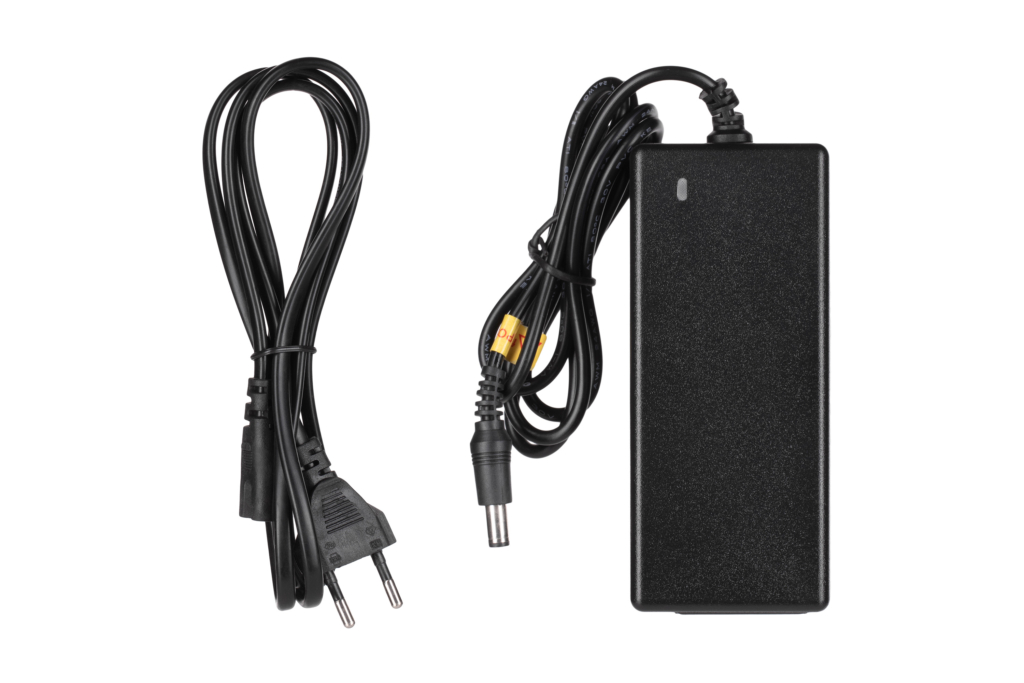 2E Комутатор PowerLink SP401F 5xFE (4x FE PoE, 1xFE Uplink, 50W), некерований