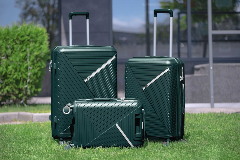 2E Plastic Suitcases Set, SIGMA, (L+M+S), 4 Wheels, Emerald Green