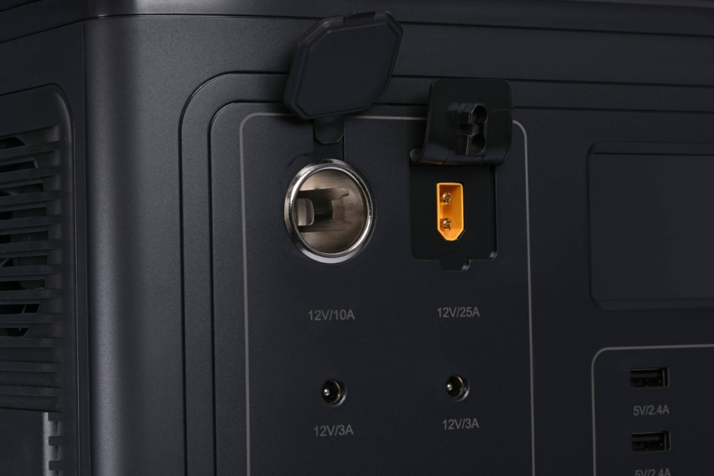 Portable power station 2Е 2000W BS006