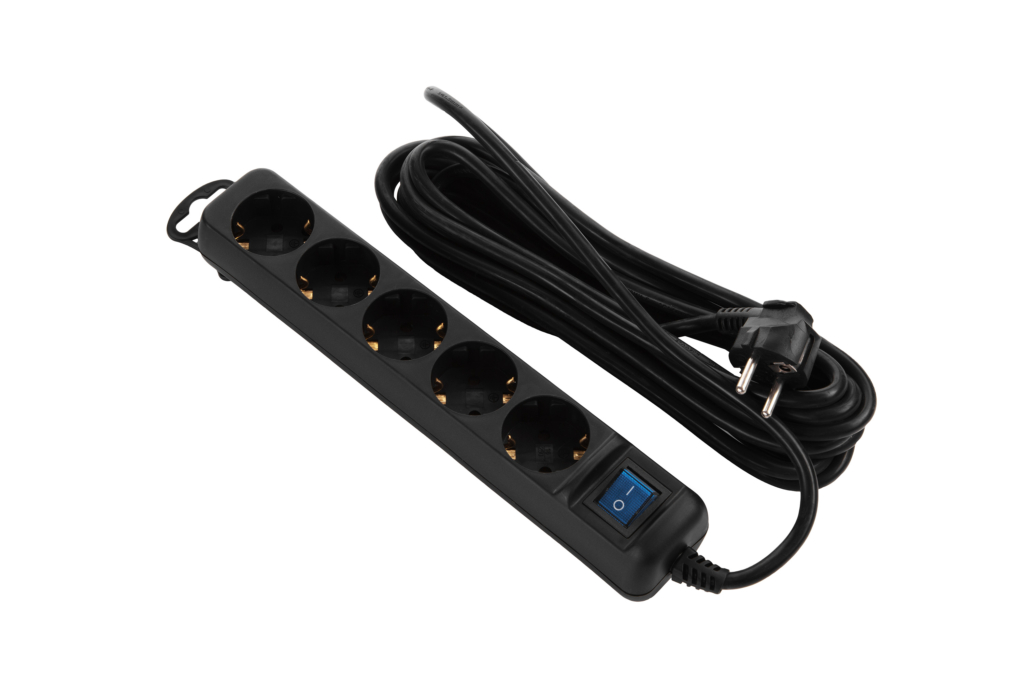 2E Power Strip 5XSchuko switch, 3Gx0.75mm, 5m, Black