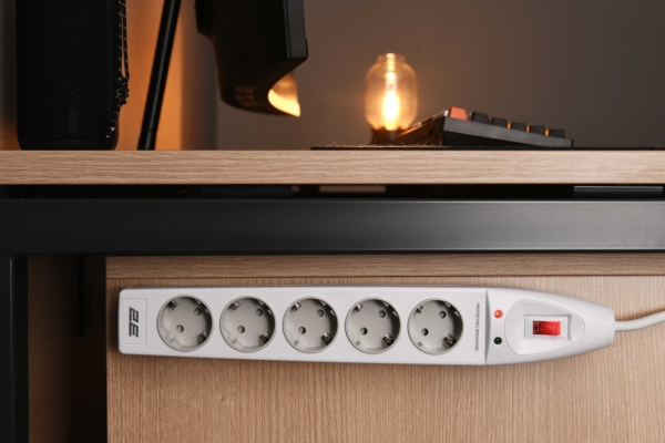 Power strip with surge protector 2E 5xType F, 3×1.5mm2, 16A, 3m, white