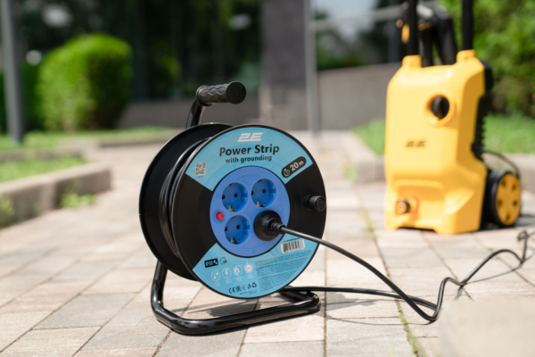 2E Power Strip 4хType F, 3х1.5mm2, 16A, on reel, 20m, black-blue