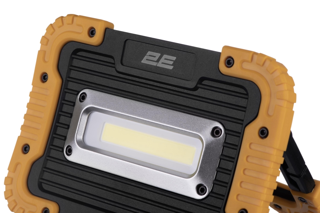 Прожектор аккумуляторный 2E WLBL1844 Micro-USB 4400мА·ч 1000лм 10Вт 3 режима освещения IP44 0.47кг