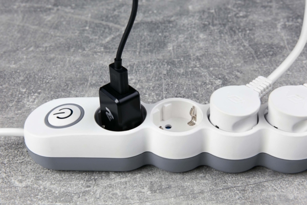 2E Power Strip Plus 4хType F, 3х1mm2, 10A, 3m, white-grey