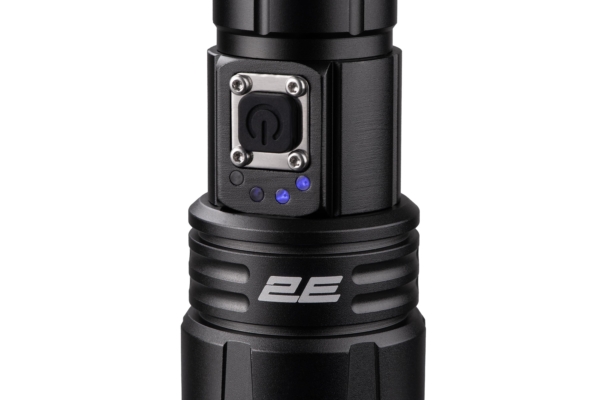 2E Hand lantern rechargeable FLBL1822P70 USB-C 2200mAh 1200lm 20W 5 lighting modes Power Bank function IP44 0.26kg