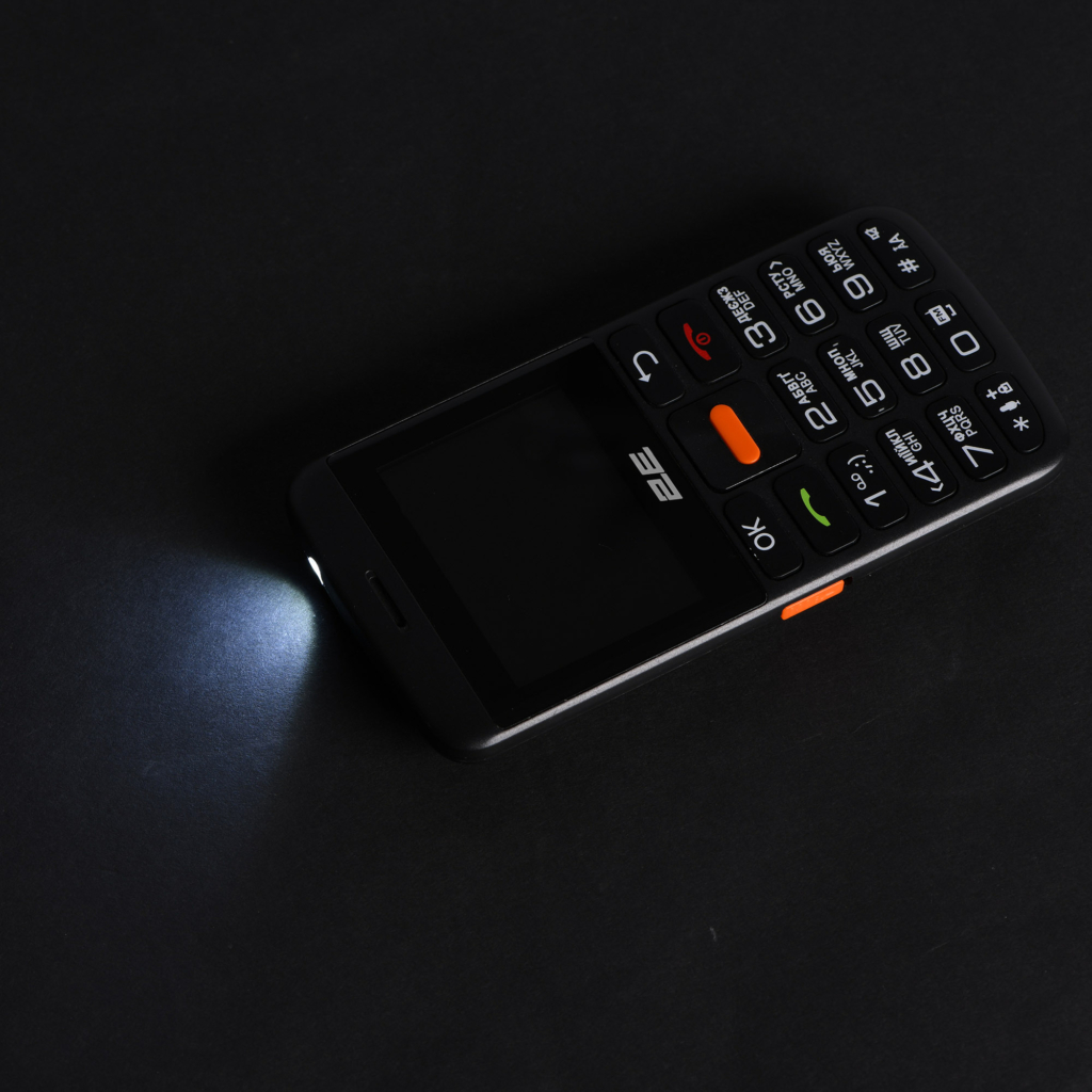 Mobile phone 2E T180 MAX 2.3″ 2SIM, 1000mAh, Чорний