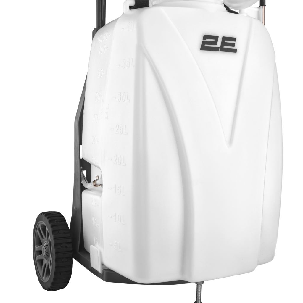 Обприскувач акумуляторний 2E AquaSpray 40LRC 40л 12В 1х12А·год 7бар 6л·хв вольтметр колеса котушка шланг 30м 16кг