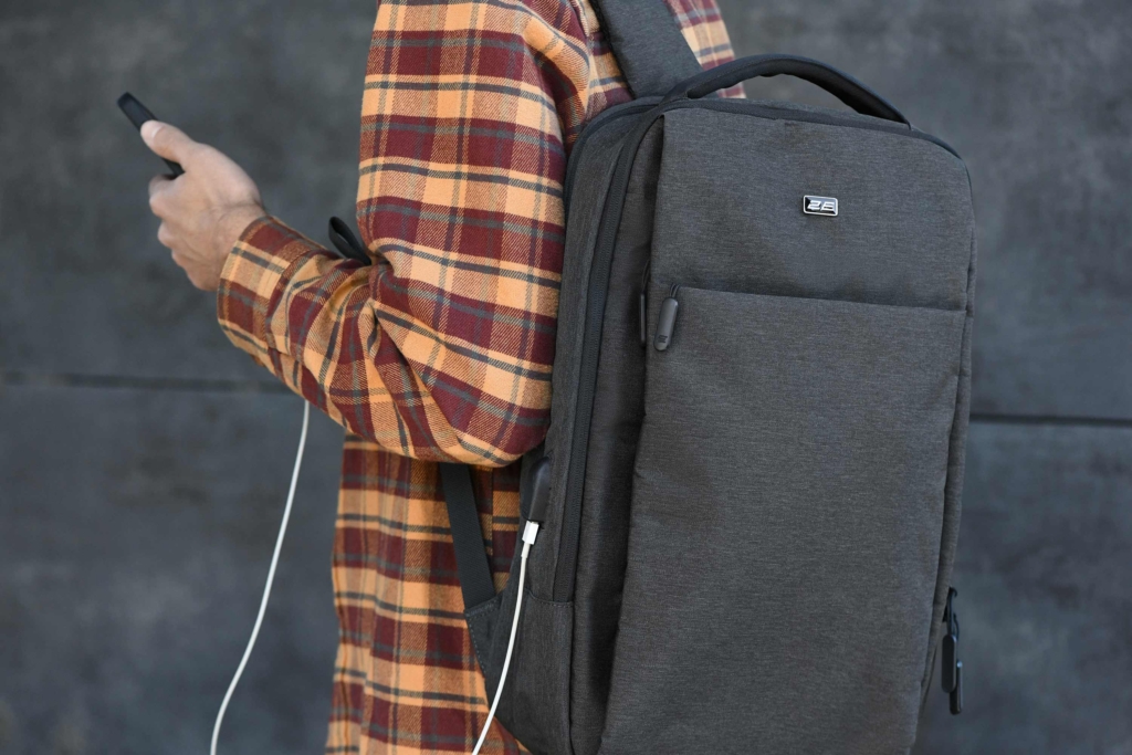 2E Backpack, Melange 16″, Black