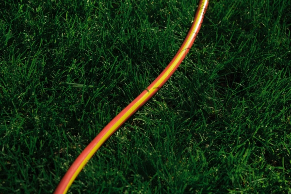Шланг садовый 2Е AquaFlex Orange 1/2″ 20м 4 слоя 20бар -10…+60°C
