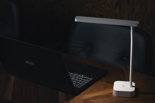 Лампа настольная с аккумулятором 2E 5Вт 5000K 1200мАг USB-A белый