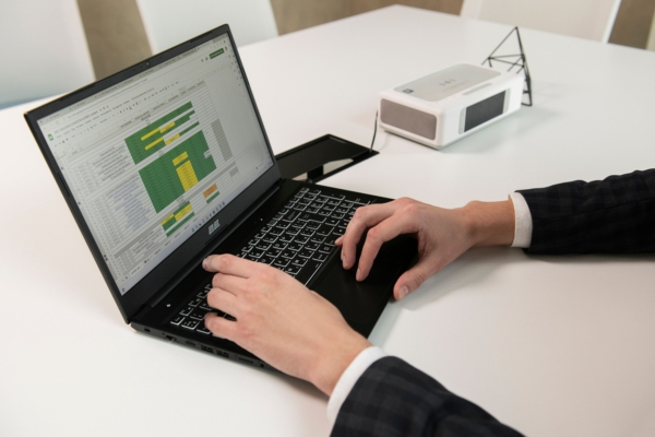 2E Ноутбук Imaginary 15.6″ FHD IPS AG, Intel i7-1255U, 64GB, F2TB, UMA, DOS, Чорний