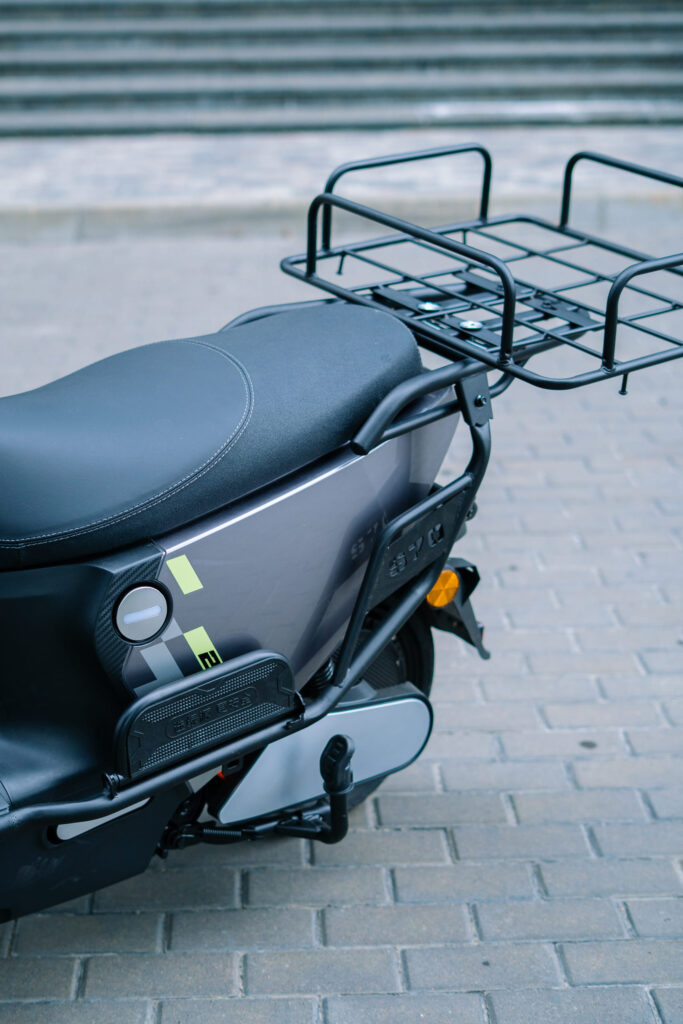 Electric scooter 2E S70, grey
