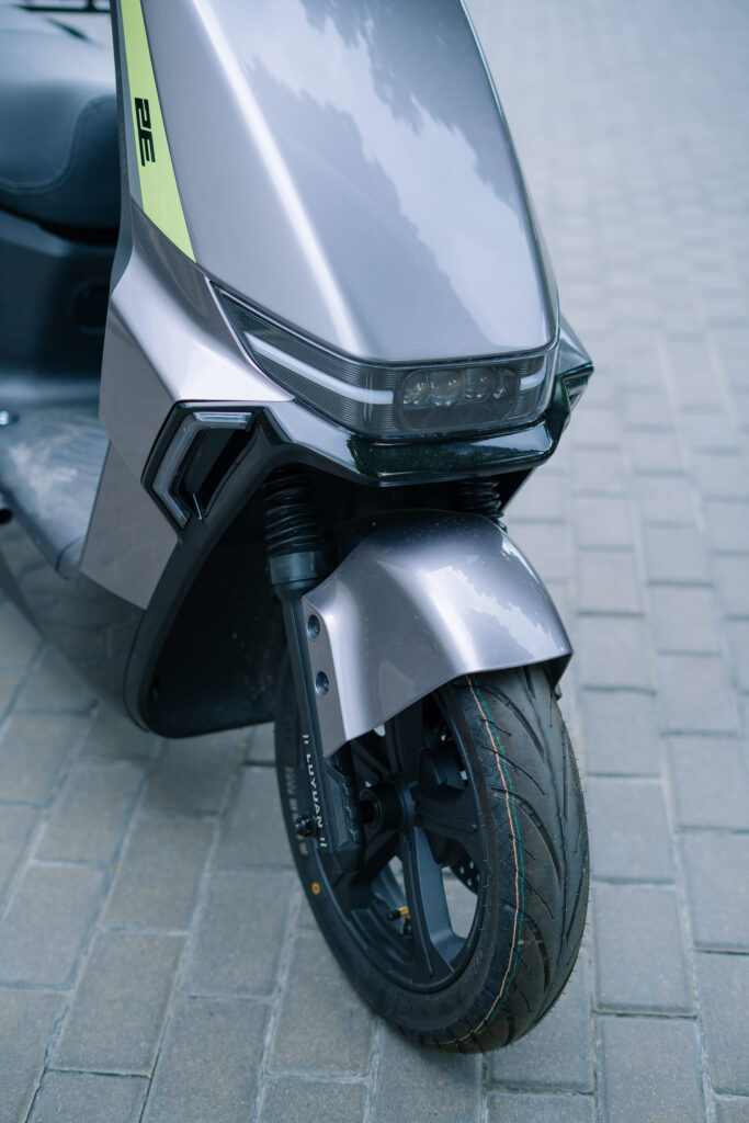 Electric scooter 2E S70, grey