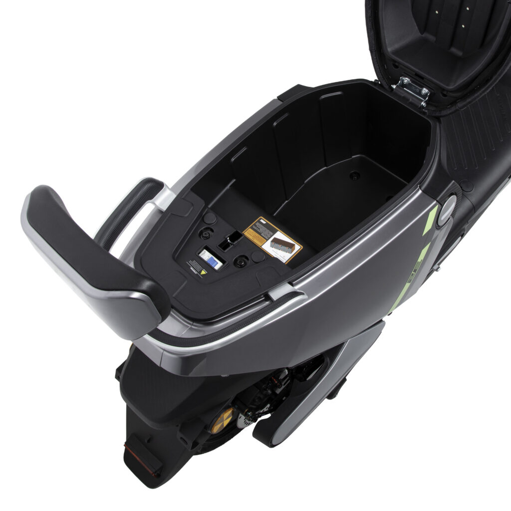 Electric scooter 2E S70, grey