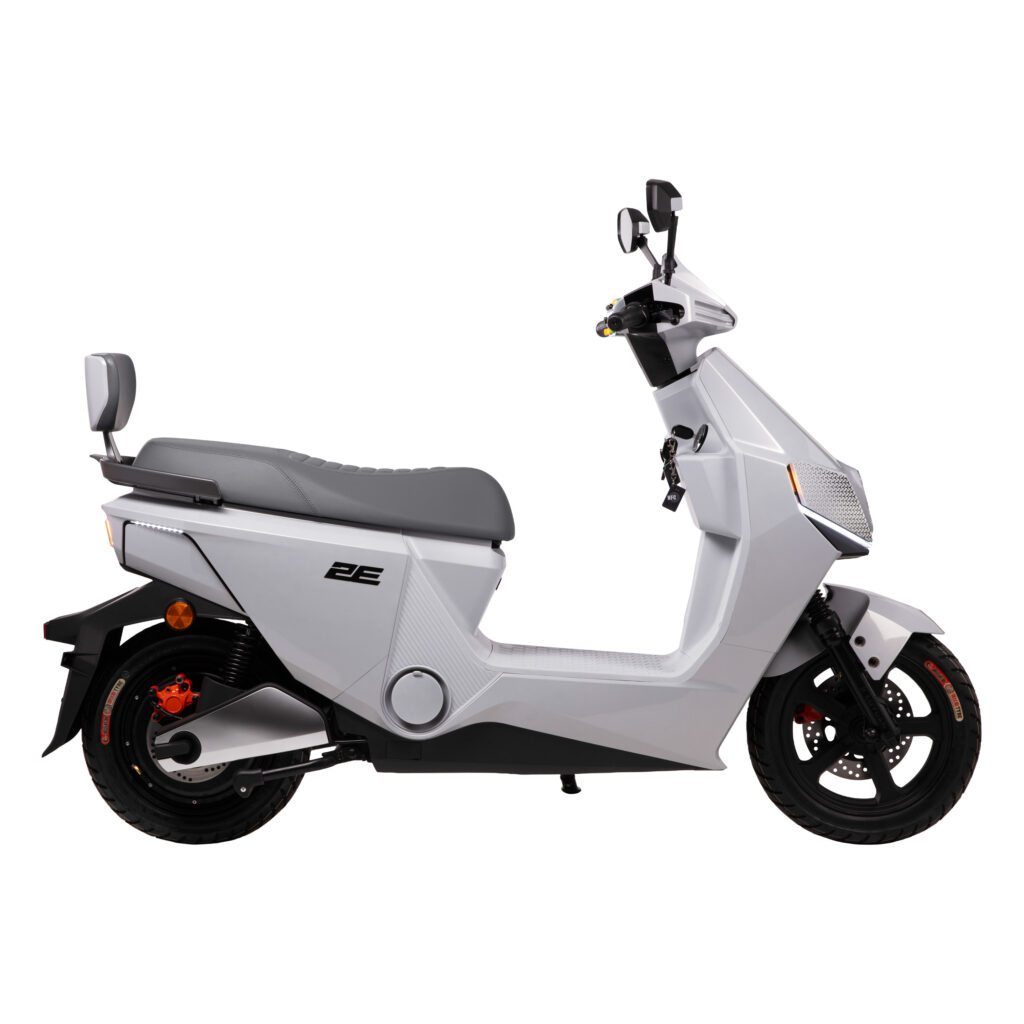 Electric scooter  2E S90, white