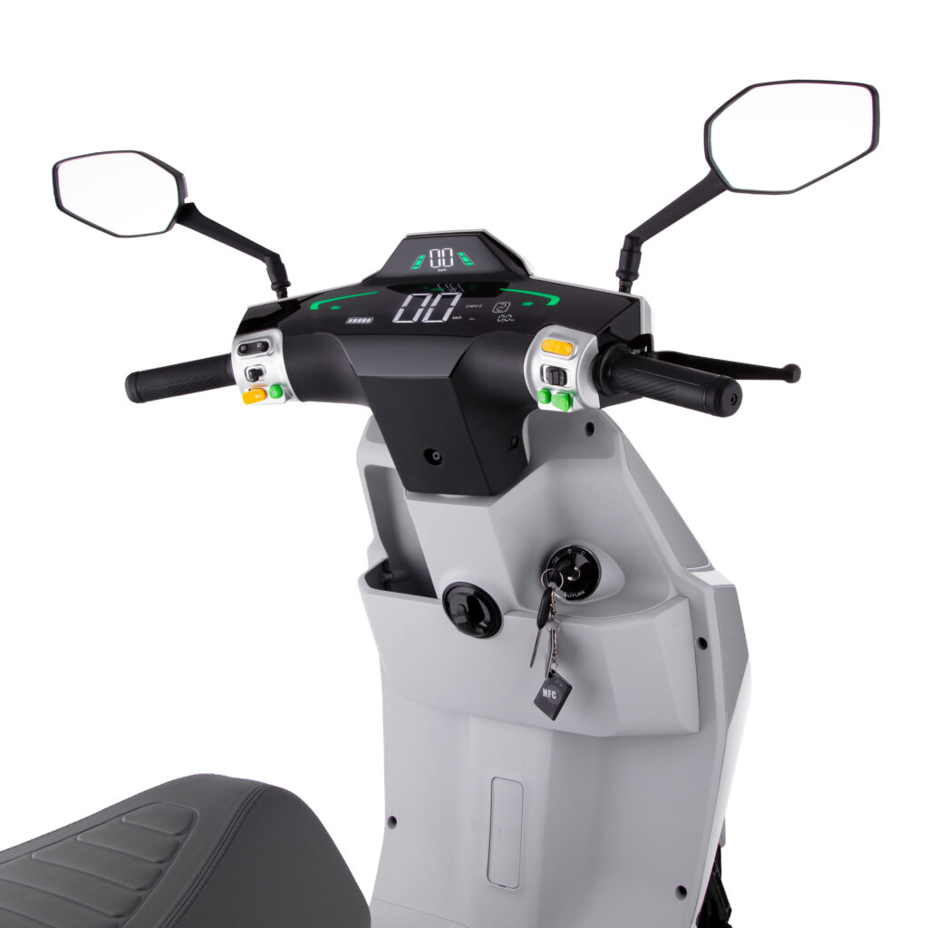 Electric scooter  2E S90, white