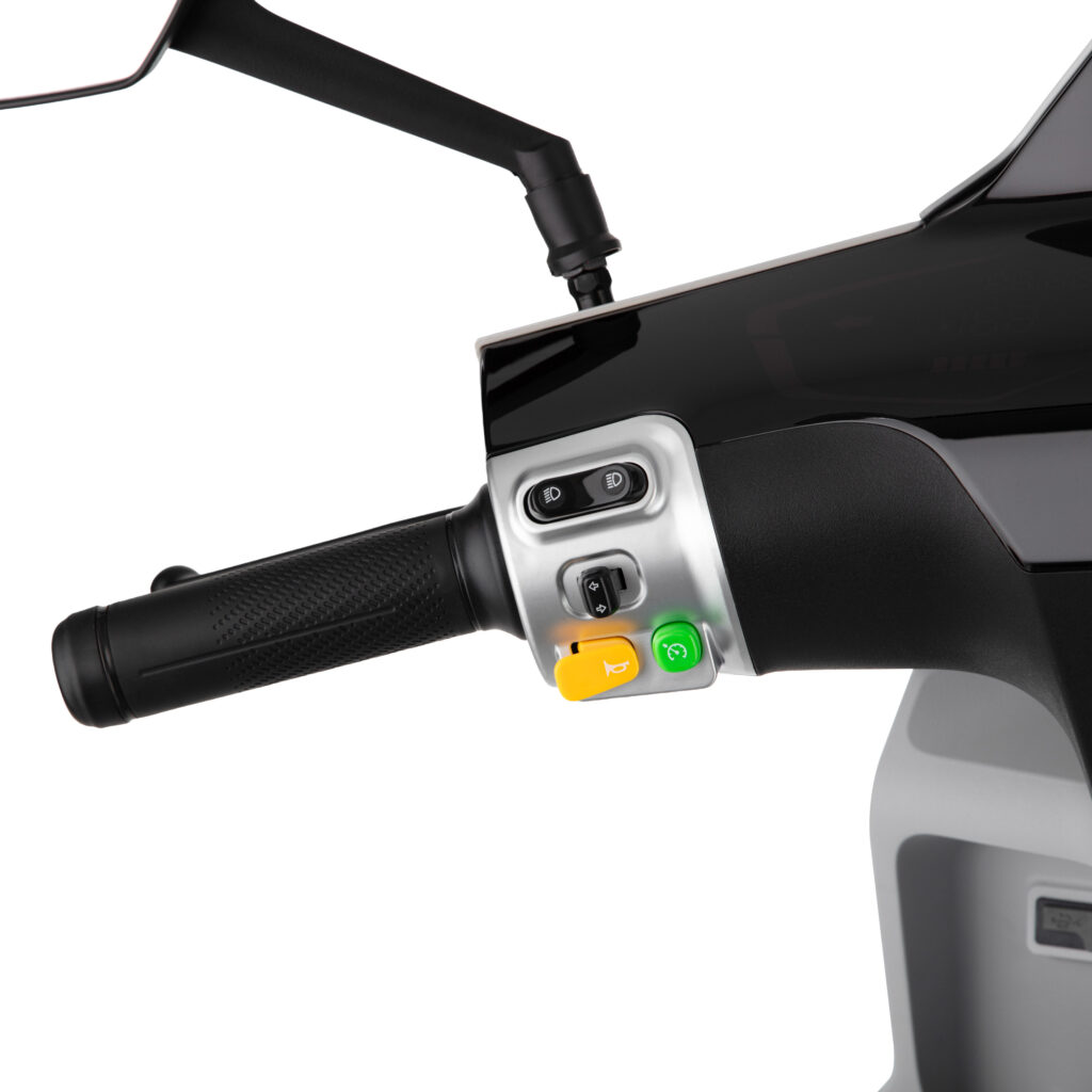 Electric scooter  2E S90, white