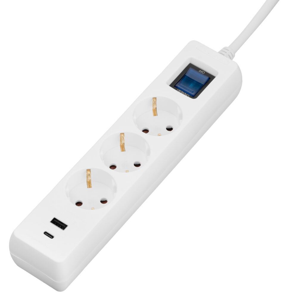 Удлинитель-фильтр сетевой 2E 3xТип F, 3×1.5мм кв, 16A, 1xUSB-A, 1xUSB-C, с защитой от перенапряжения, 3м, белый