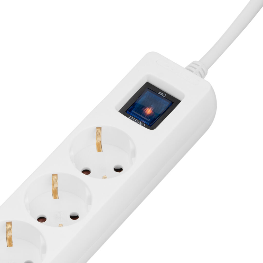 Удлинитель-фильтр сетевой 2E 3xТип F, 3×1.5мм кв, 16A, 1xUSB-A, 1xUSB-C, с защитой от перенапряжения, 3м, белый