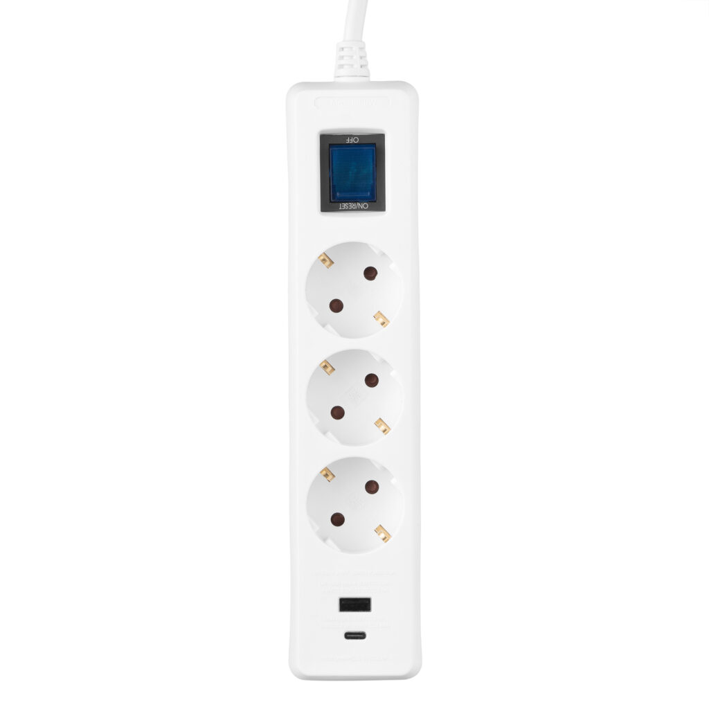 Удлинитель-фильтр сетевой 2E 3xТип F, 3×1.5мм кв, 16A, 1xUSB-A, 1xUSB-C, с защитой от перенапряжения, 3м, белый