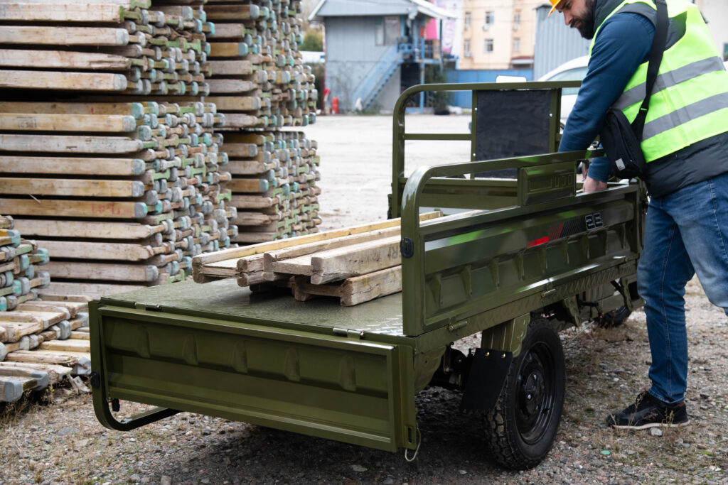 Electric scooter 2E TCG8, green