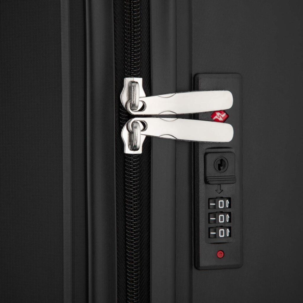 2E Suitcase set 3in1, M7979, polypropylene, (L+M+S), lock (not TSA), anti theft zipper, 4 wheels, black