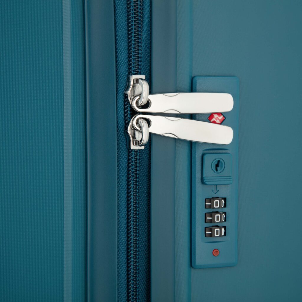 2E Suitcase set 3in1, M7979, polypropylene, (L+M+S), lock (not TSA), anti theft zipper, 4 wheels, light blue