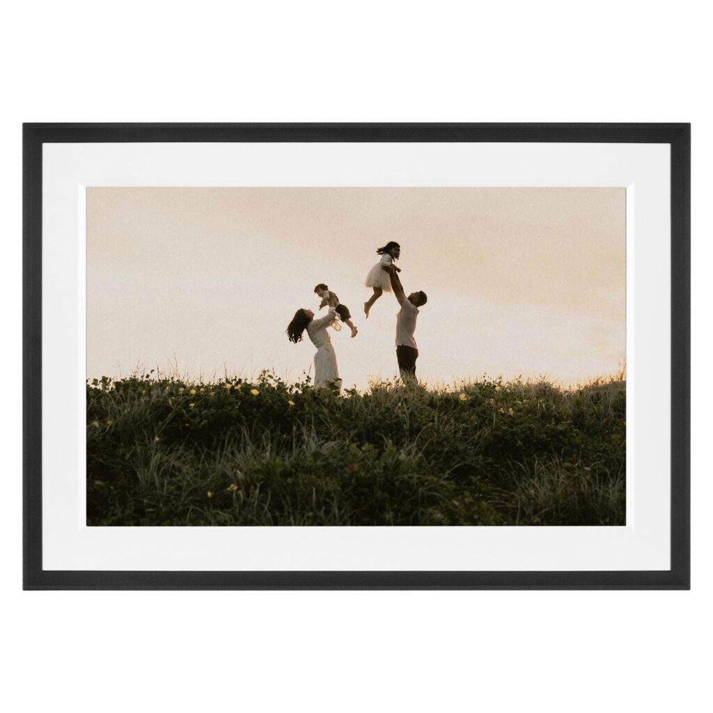 2E DPF10-PBK 10.1″ Digital Photo Frame, IPS, 800?1280, 1GB, 32GB, 2?1W Speakers, Frameo SW, Touchscreen, WiFi, White