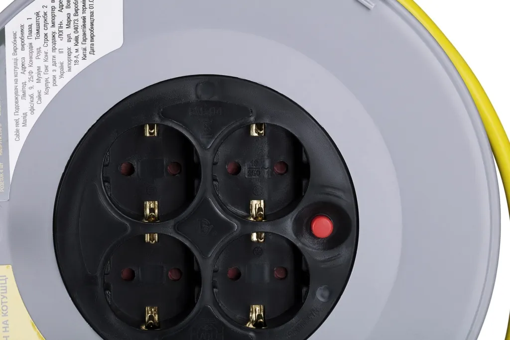 Extension Cord Reel 2E with 4XSchuko Plug, IP20, 3Gx1.5mm, 50 m