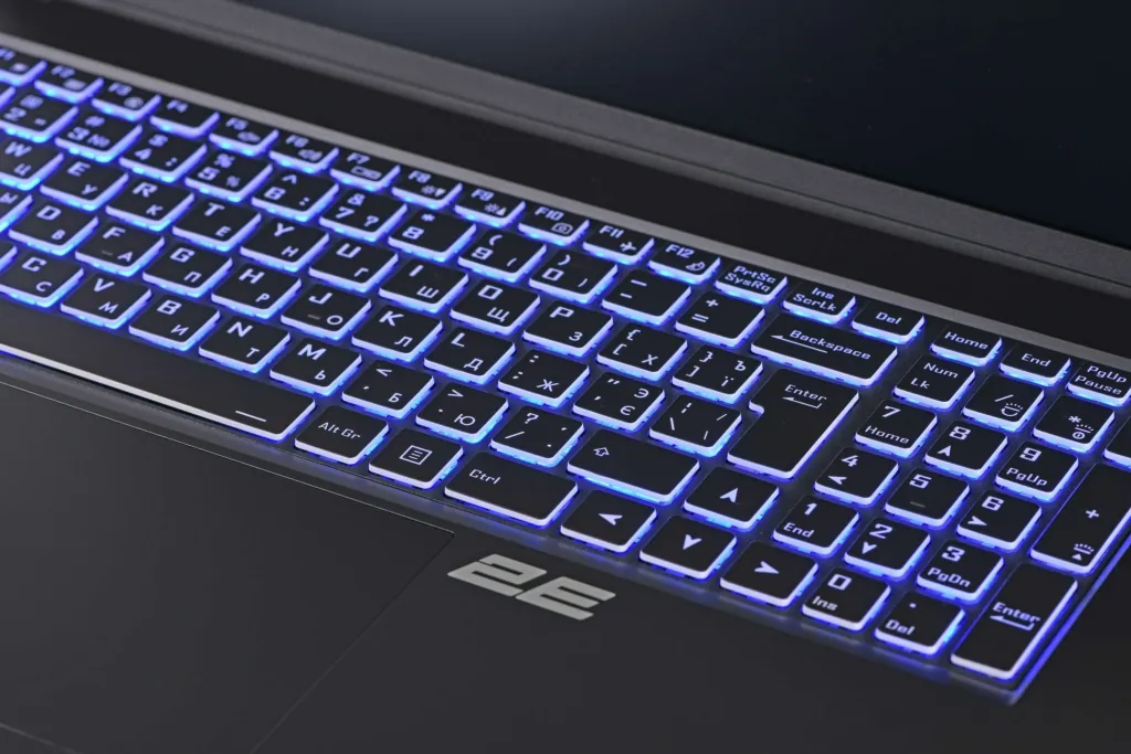 2E Laptop Complex Pro 17 17.3″ NS70PU-17UA33