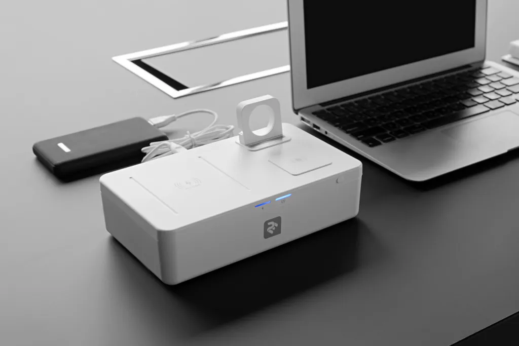Ультрафиолетовый стерилизатор с беспроводной зарядкой 2E UVSB010, Qi