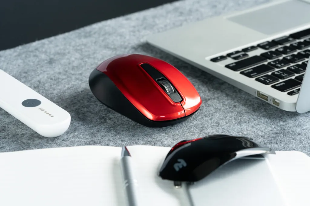 Mouse 2Е MF2020 Black and Red