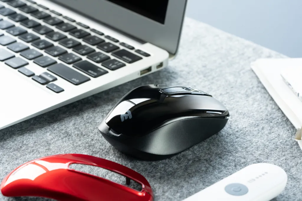 Mouse 2Е MF2020 Black and Red