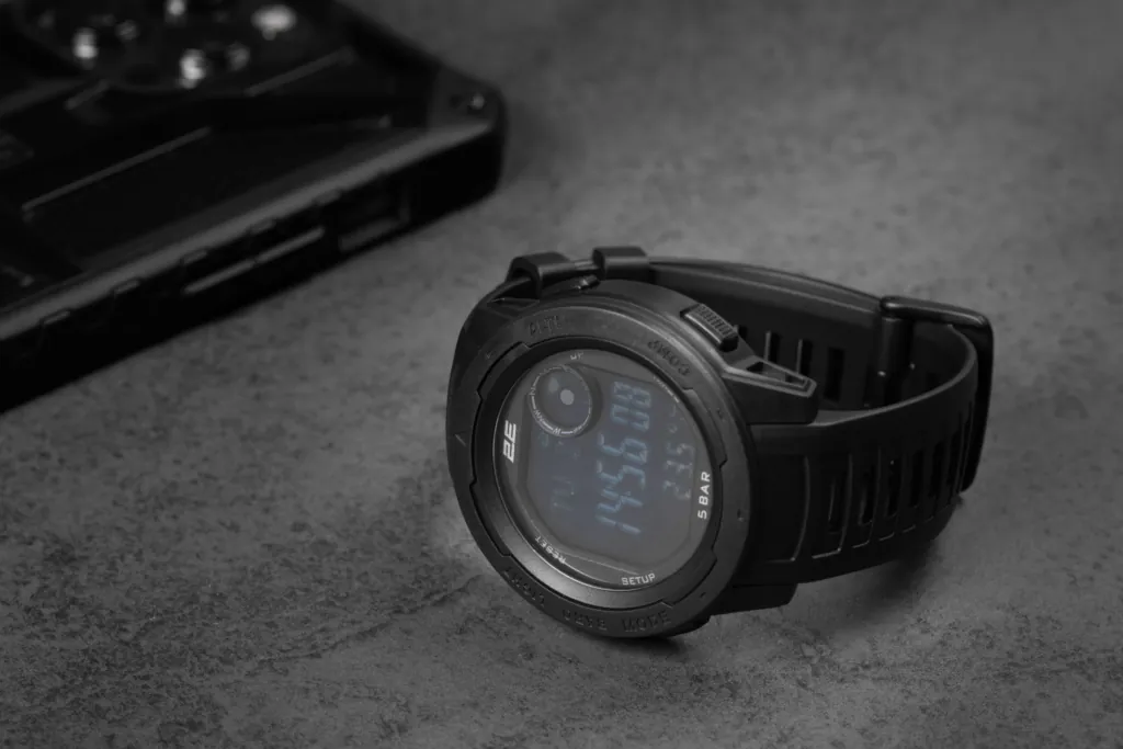2E Tactical Тактические часы Delta X Black с компасом и шагомером
