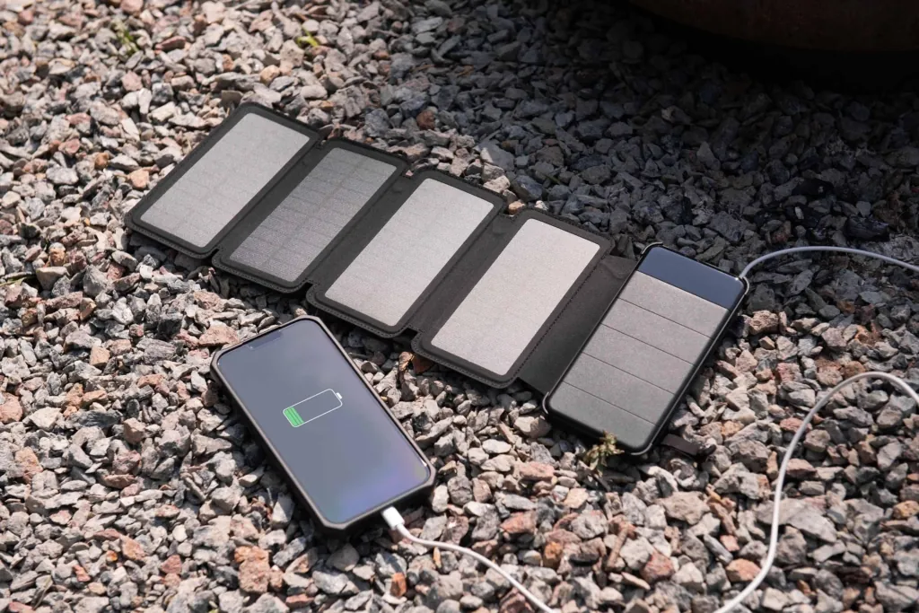2E Акумулятор портативний літій-іонний Power Bank Solar 8000мА·год, вбудований LED-ліхтар, чорний