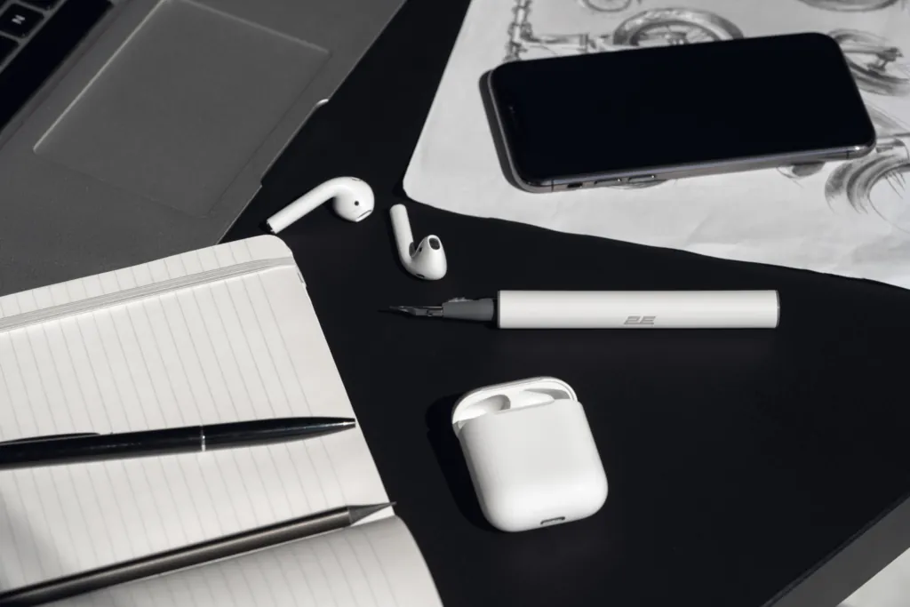 2E Cleaning Kit 2E for earbuds 3in1, white/grey