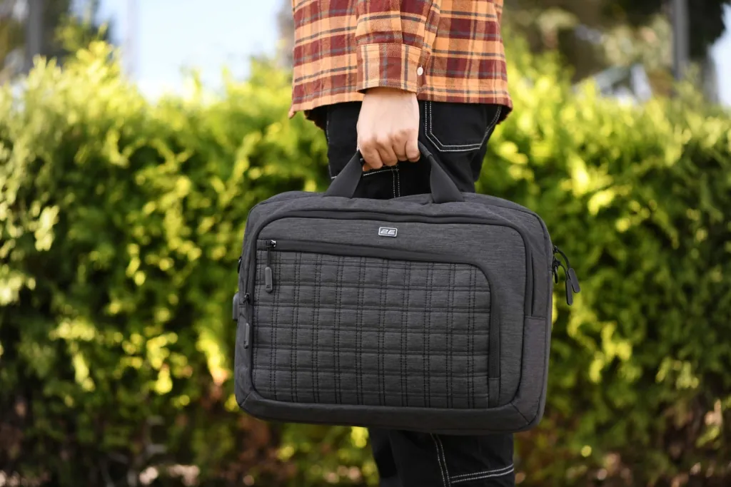 2E Laptop Bag 16″, CrossSquares, Black