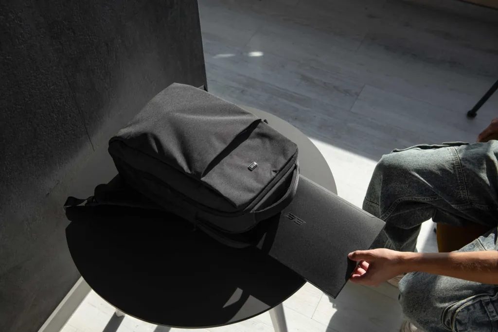 2E Backpack, Melange 16″, Black