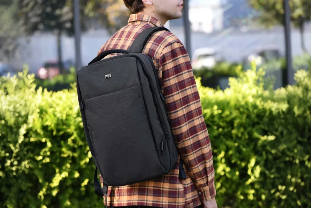 2E Backpack, Melange 16″, Black