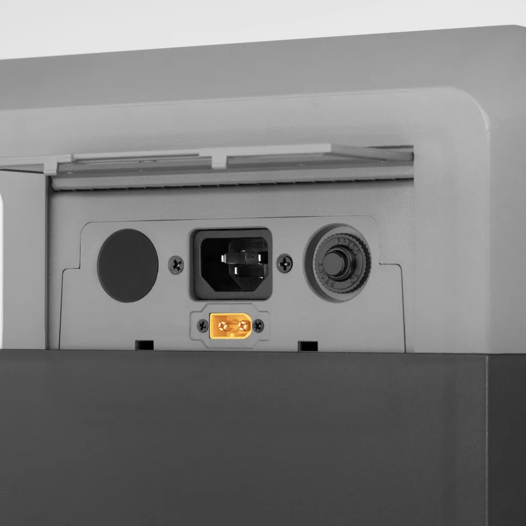 Портативная электростанция 2Е Snagha PRO, 1200 Вт, 1024 Вт/ч, WiFi/BT, быстрая зарядка
