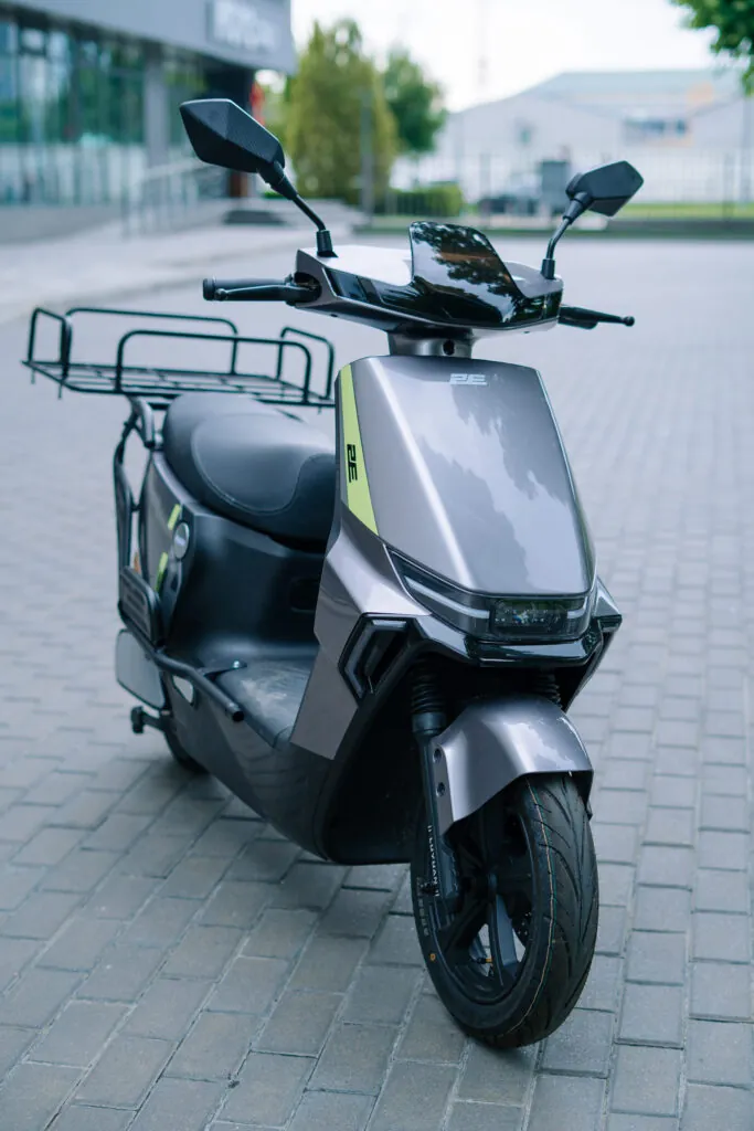 Електроскутер 2E S70, сірий