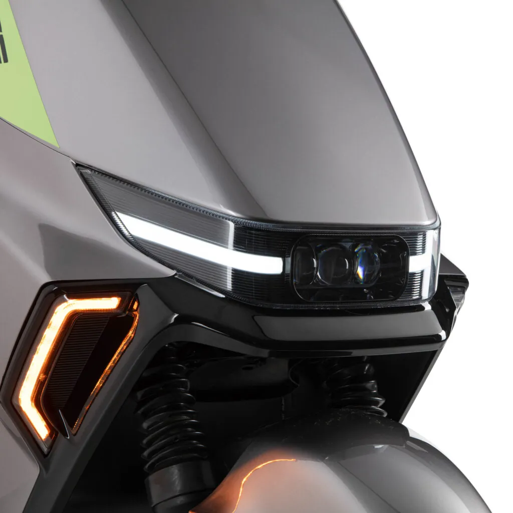 Електроскутер 2E S70, сірий