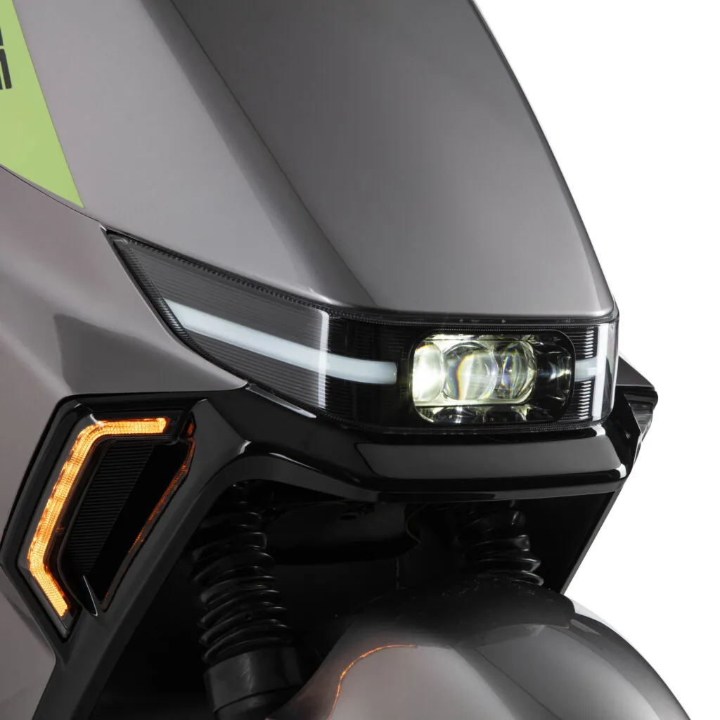 Електроскутер 2E S70, сірий