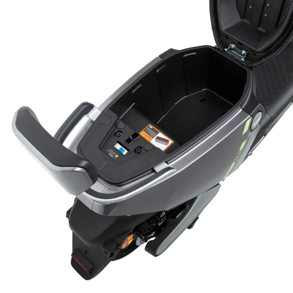 Електроскутер 2E S70, сірий