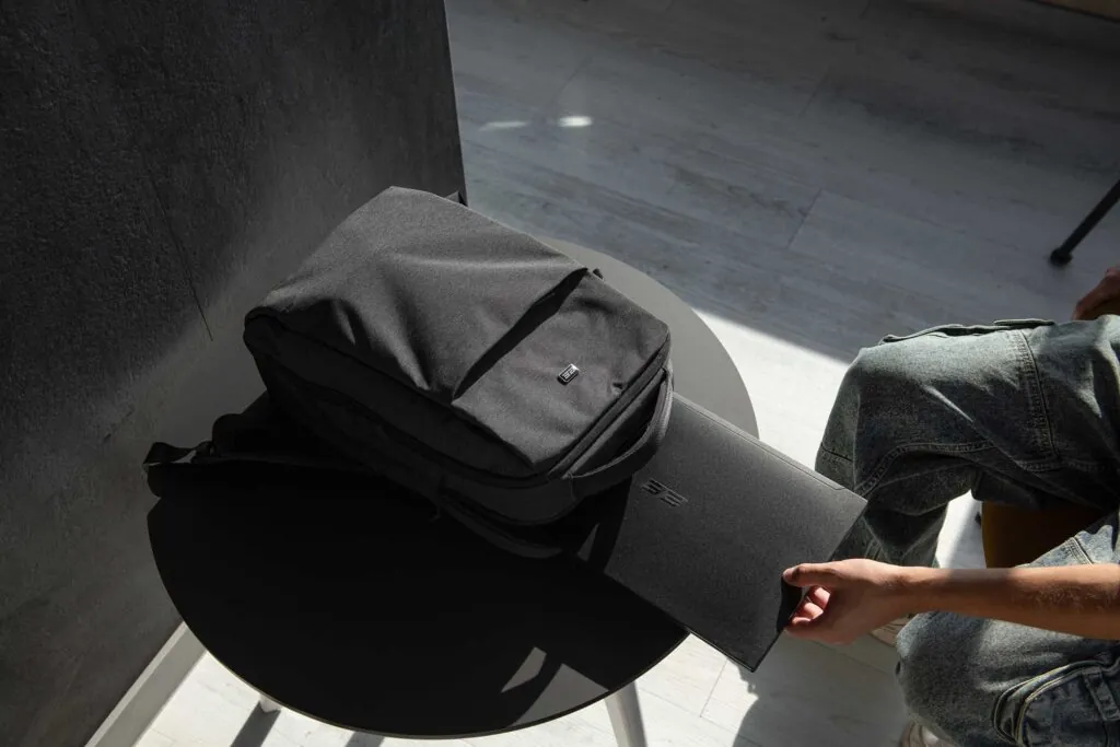 2E Notebook Imaginary 15.6″ FHD IPS AG, Intel i5-1335U, 8GB, F512GB, UMA, Win11PE, Black